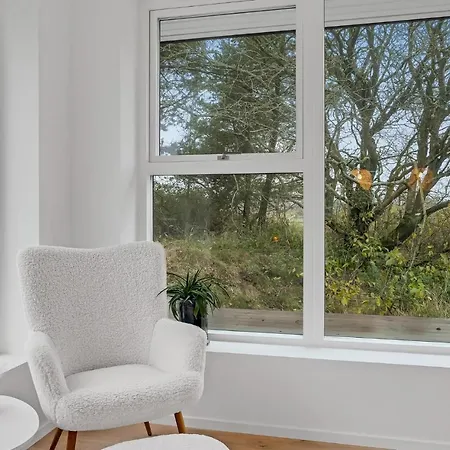 Amazing In Rm With 4 Bedrooms And Wifi 度假居 *