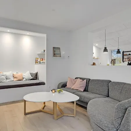 Amazing In Rm With 4 Bedrooms And Wifi 度假居